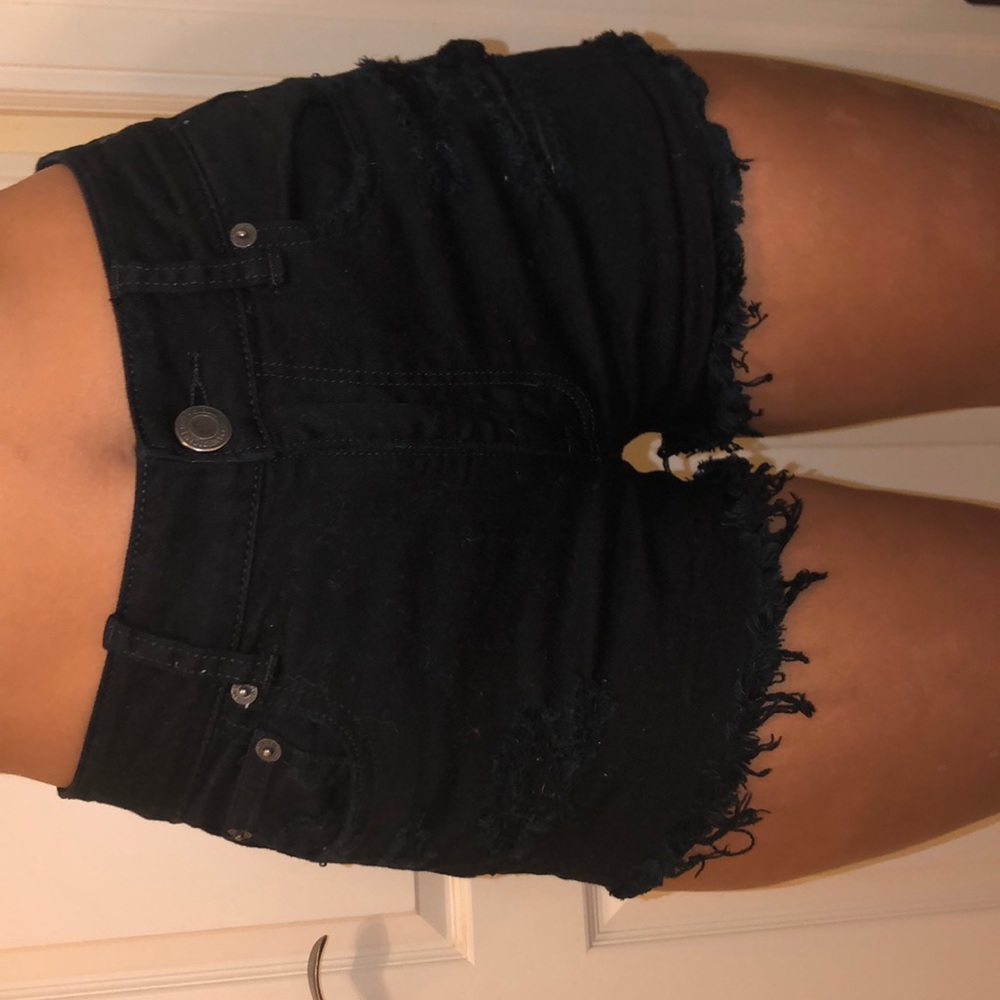 black distressed festival shorts